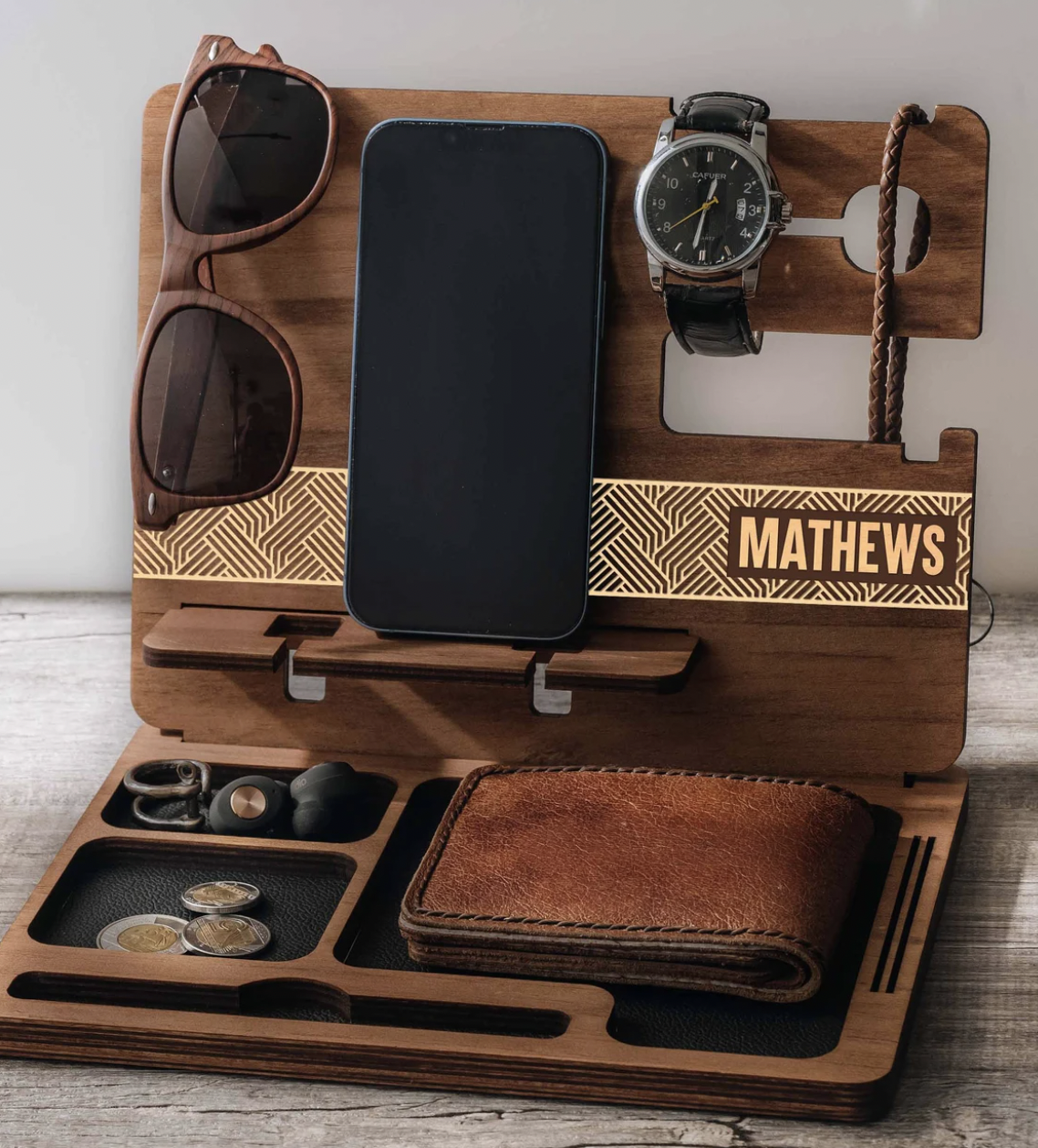 47. Personalized Docking Station