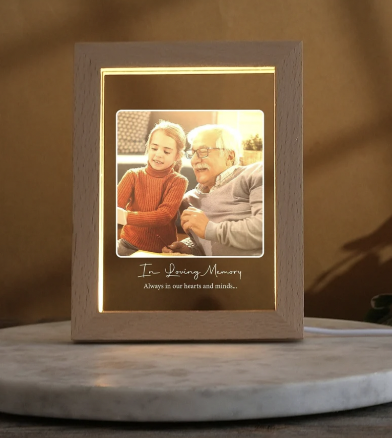 Light-up acrylic picture frame