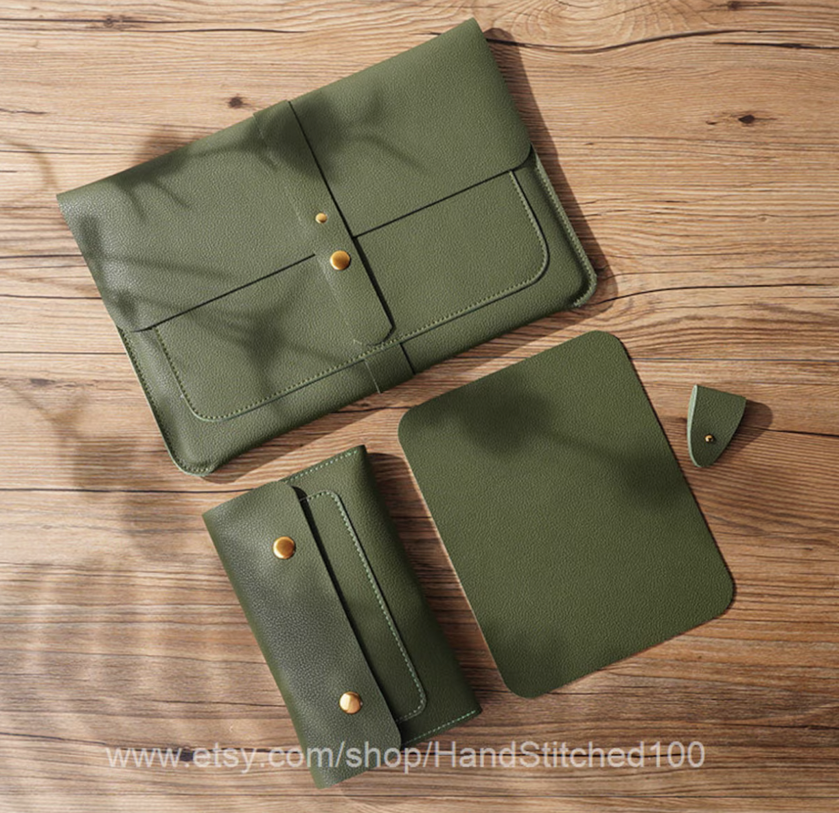 37. Laptop sleeve